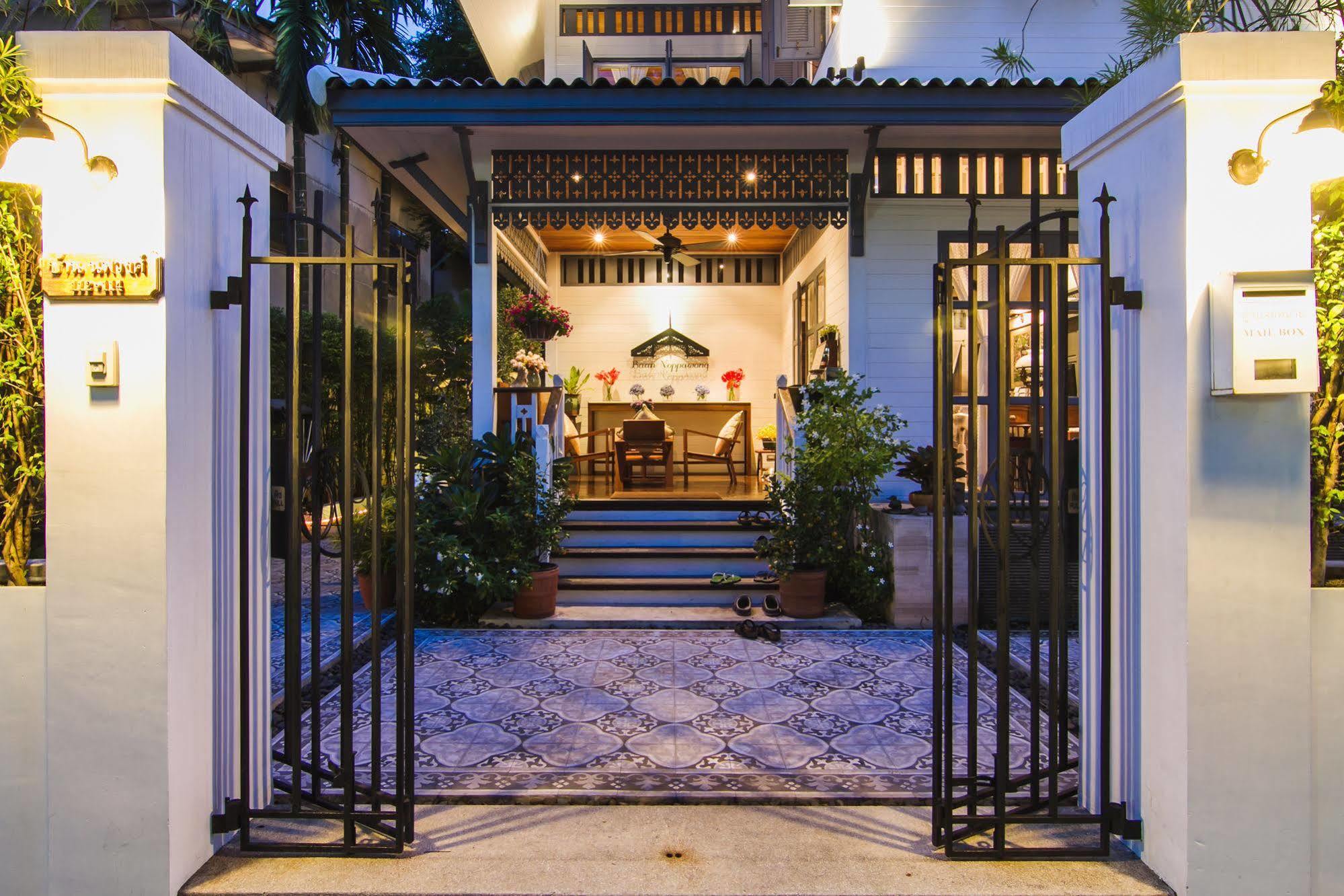 Baan Noppawong Hotel Bangkok Exterior foto